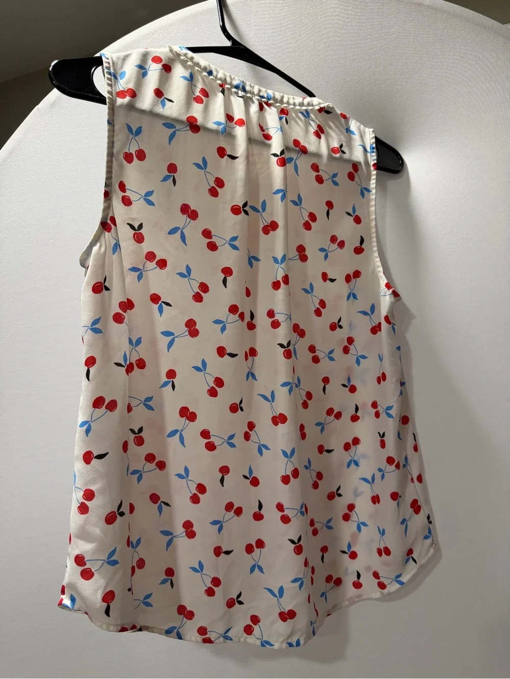 Banana Republic Sleeveless Cherry Print Blouse - Cream/Red - Picture 2 of 2